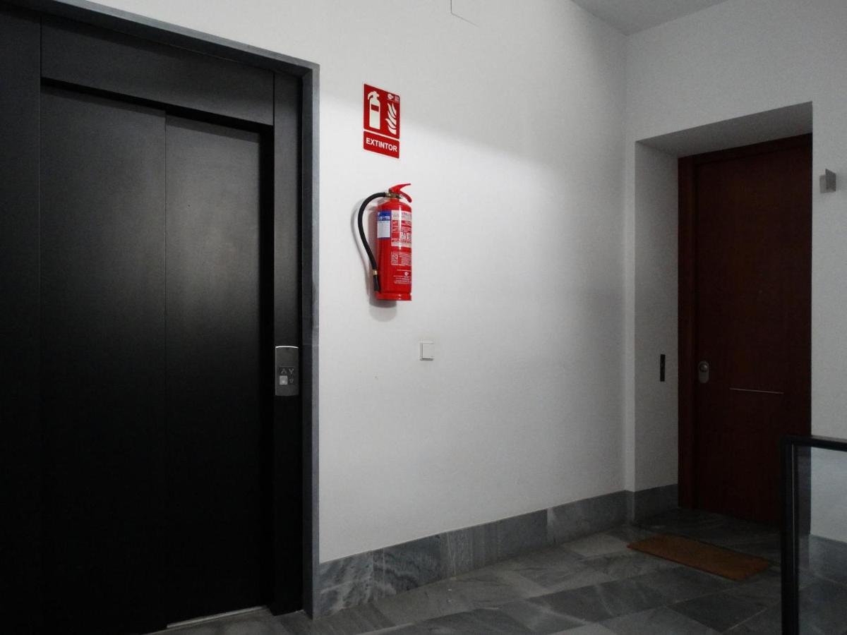 Ry Aparcamiento Incluido Junto A Catedral Ideal Parejas Sevilla Exteriér fotografie
